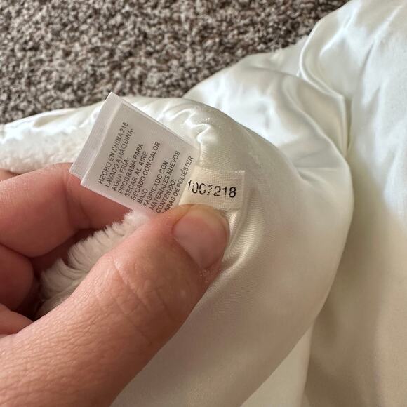 Baby Gund Cat Ivory Comfy Cozy Spiffy - Picture 5 of 6